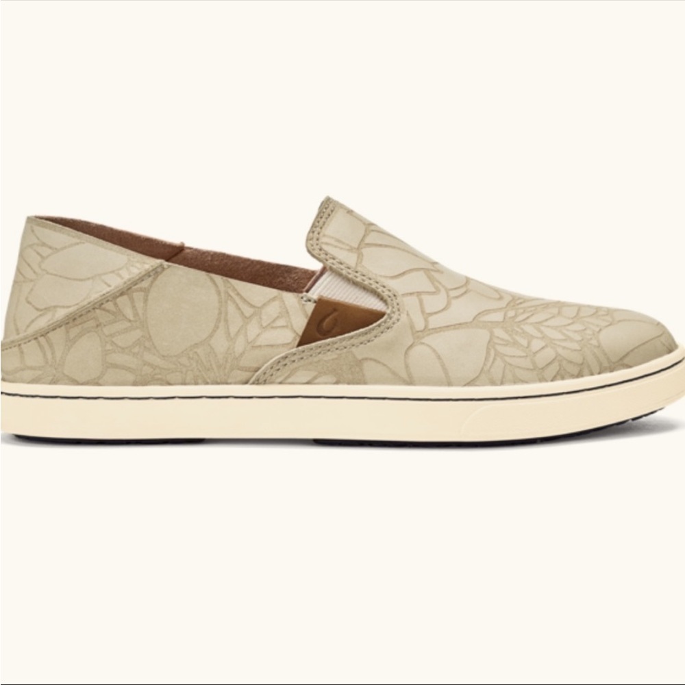 OluKai Beige Pehuea Floral Design Leather Sneakers
